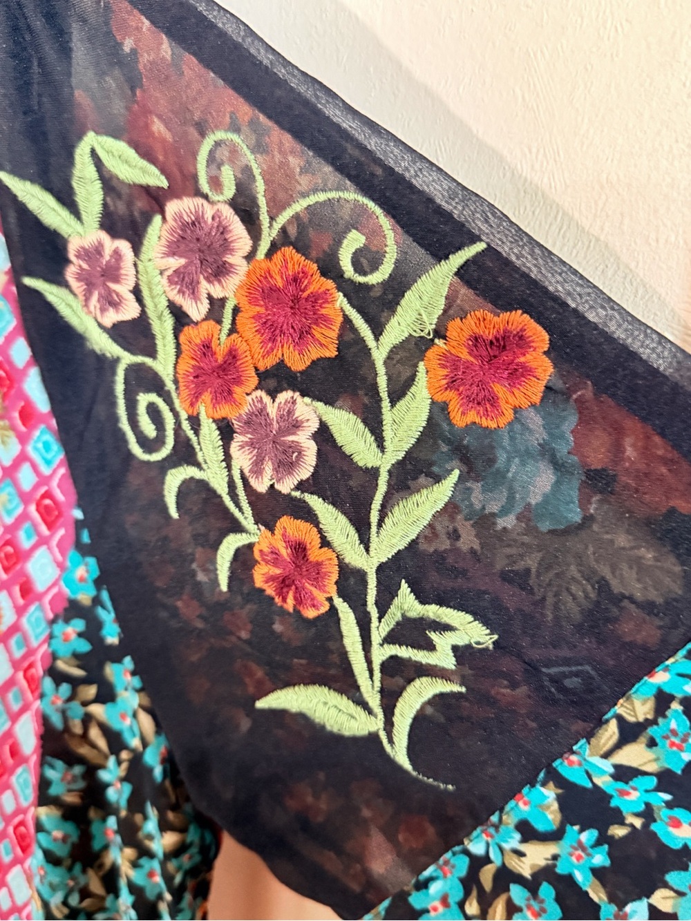 Avani Del Amour Embroidered Sheer Patchwork Floral Tunic Blouse Boho Artsy - Picture 4 of 13